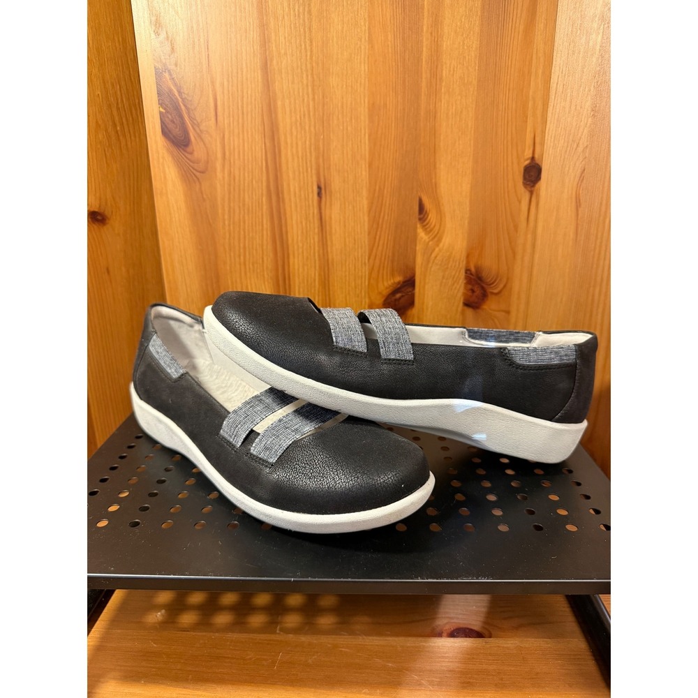 Clarks Cloudsteppers Black Slip On Comfort‎ Shoes Womens 9.5 Wide W